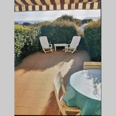 Studio 30m2 Sur La Presqu'ile De Giens Dans Privee Avec Piscine Apartment